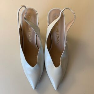 10.5 • White Heels